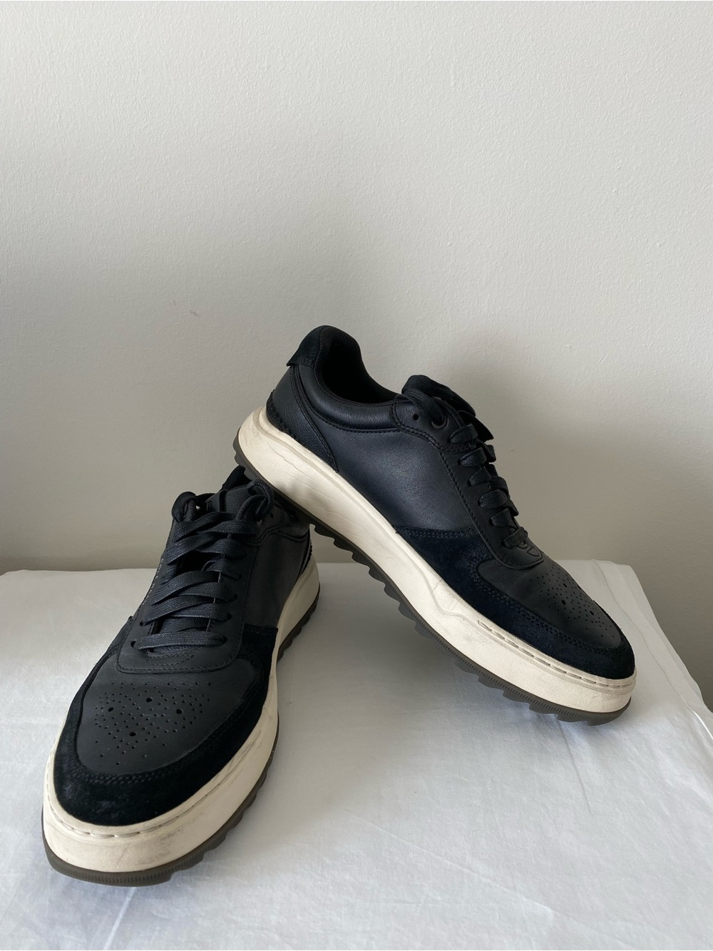 Cole Haan Grand pro crossover black leather and suede golf sneakers sz 9.5